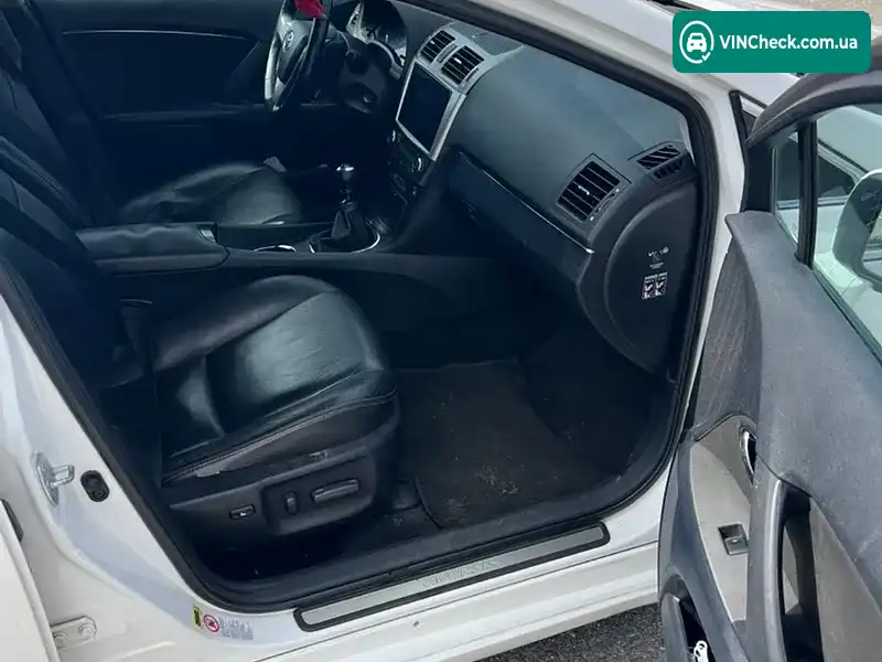 Toyota Avensis 2010, фото з оголошення 1 з 11, VIN SB1BD76L10E044538