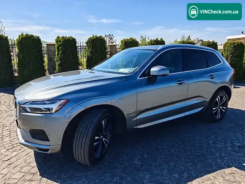 Volvo XC60 2019, фото з оголошення 2 з 20, VIN YV4102RK7L1421763