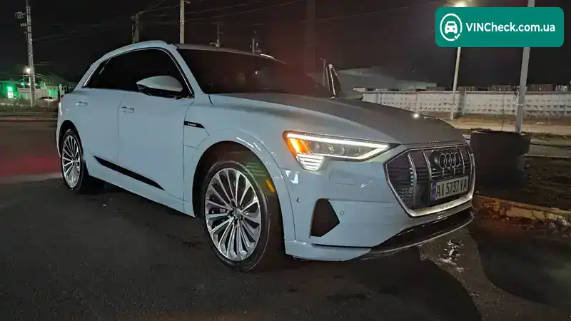 Audi e-tron 2019, фото з оголошення 2 з 20, VIN WA1VABGE1KB020842