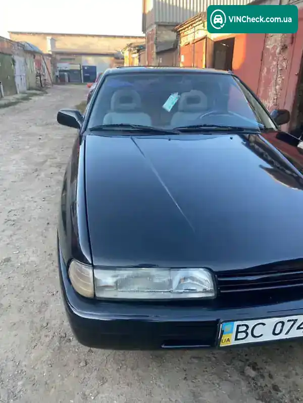 Mazda 626 1991, фото з оголошення 2 з 8, VIN JMZGD16H201543375