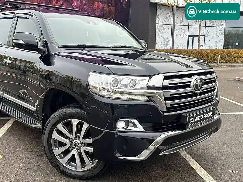 Toyota Land Cruiser 2017, фото з оголошення 2 з 20, VIN JTMCV02J004231736