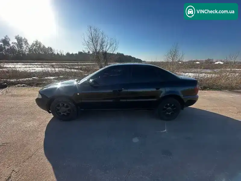 Audi A4 1996, фото з оголошення 2 з 12, VIN WAUZZZ8DZVA116074