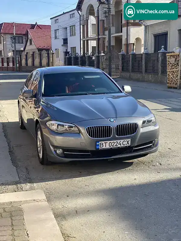 BMW 5 Series 2011, фото з оголошення 1 з 16, VIN WBAFW110X0DU17418