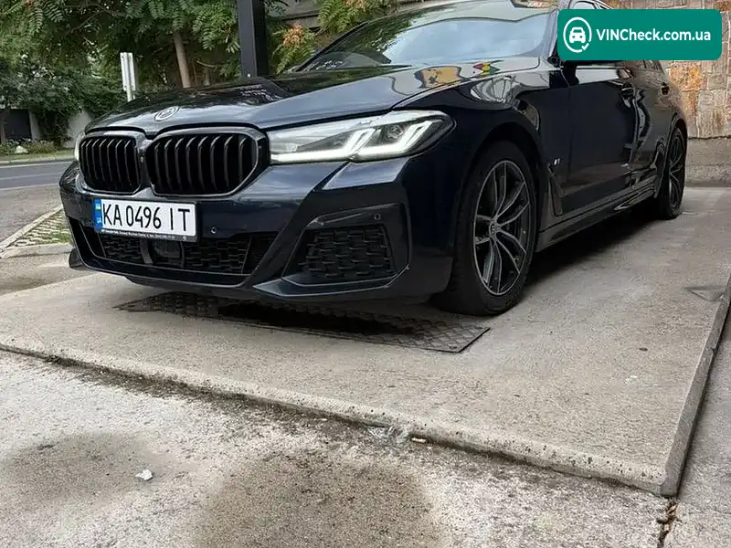 BMW 5 Series 2023, фото з оголошення 1 з 20, VIN WBA11BJ010CM84459