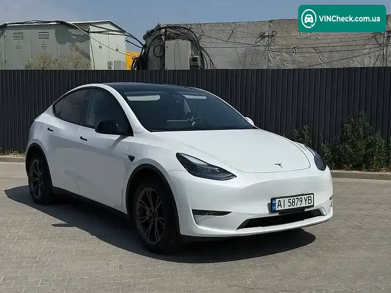 Tesla Model Y 2024, фото з оголошення 2 з 20, VIN 7SAYGDED1RF108999