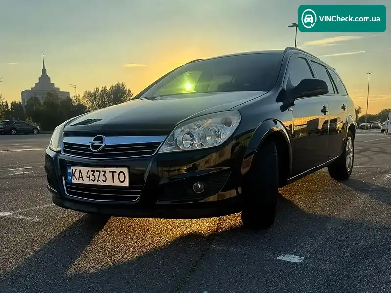 Opel Astra 2009, фото з оголошення 2 з 20, VIN W0L0AHL35A2026454