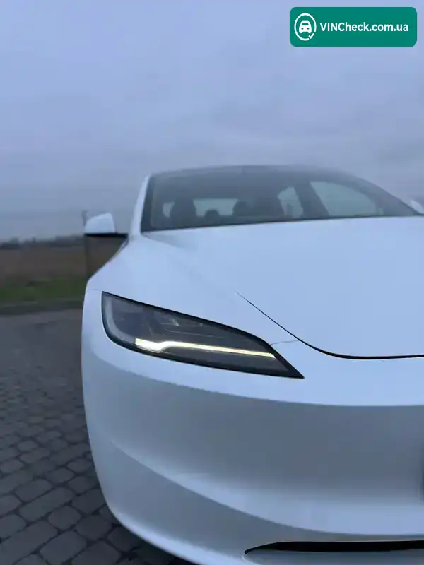 Tesla Model 3 2024, фото з оголошення 2 з 21, VIN 5YJ3E1EB4RF843339