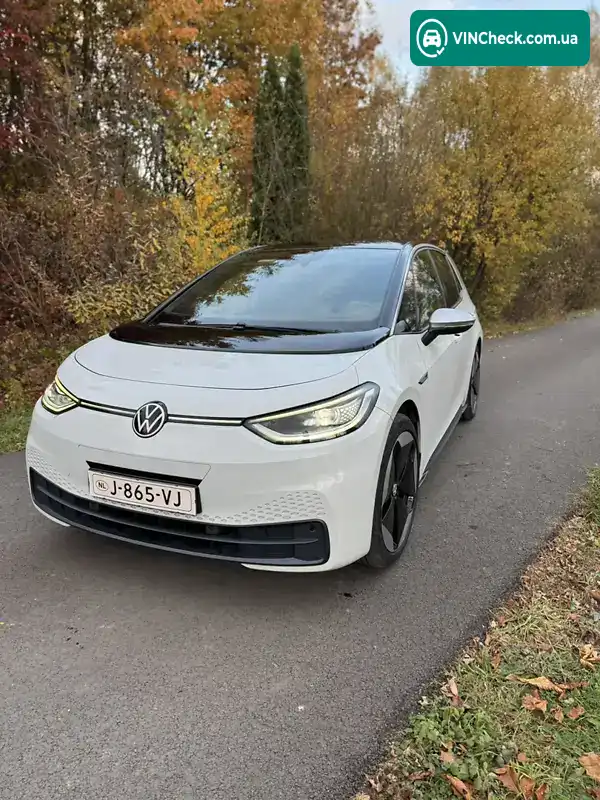 Volkswagen ID.3 2020, фото з оголошення 1 з 20, VIN WVWZZZE1ZLP011085