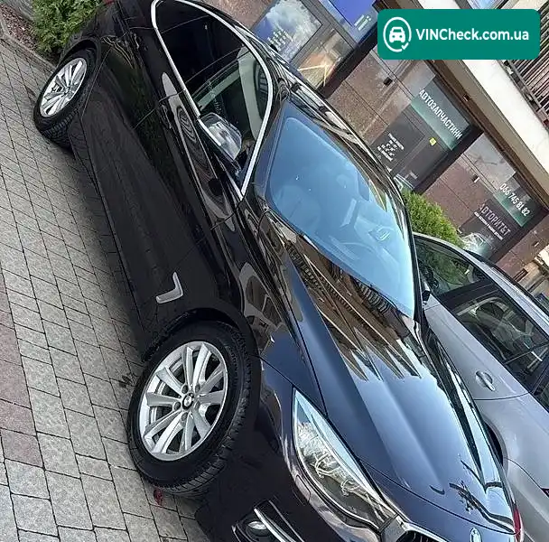 BMW 3 Series 2014, фото з оголошення 2 з 10, VIN WBA3Y11040D900321