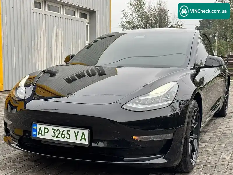 Tesla Model 3 2018, фото з оголошення 2 з 20, VIN 5YJ3E1EB1JF093029