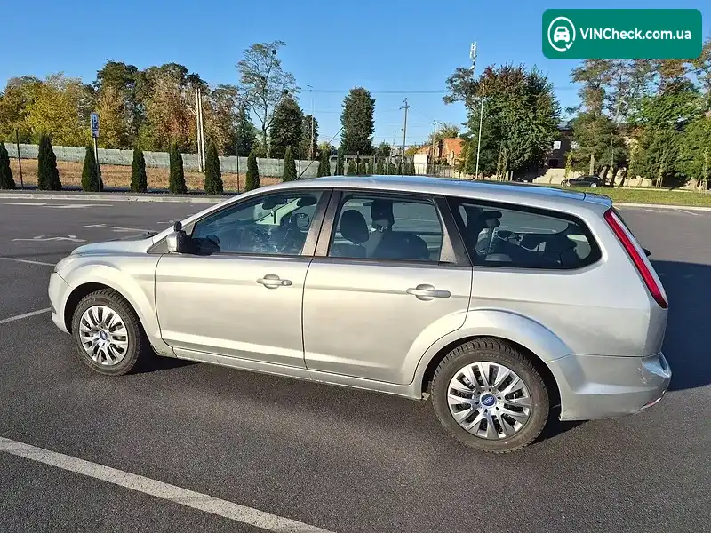 Ford Focus 2010, фото з оголошення 2 з 19, VIN WF0SXXGCDSAS09618