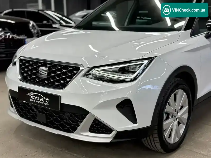 SEAT Arona 2024, фото з оголошення 2 з 21, VIN VSSZZZKJ8RR098094