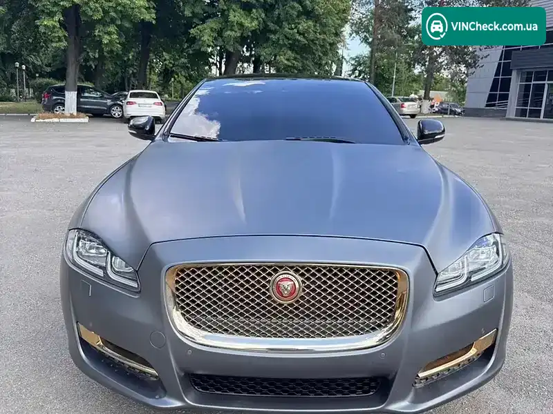 Jaguar XJ 2017, фото з оголошення 1 з 20, VIN SAJWJ1CD0H8W08109
