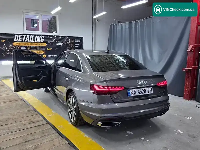 Audi A4 2021, фото з оголошення 1 з 15, VIN WAUABAF49MN014614