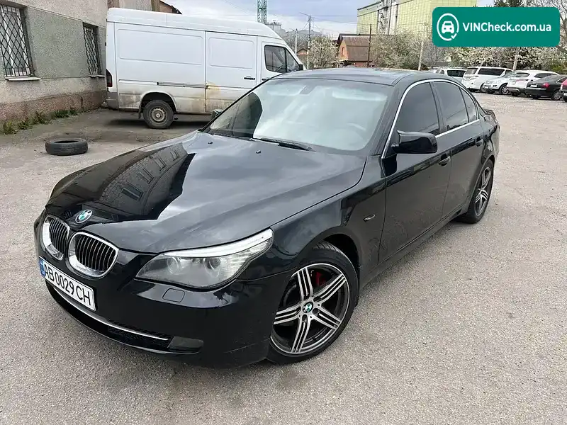 BMW 5 Series 2007, фото з оголошення 2 з 21, VIN WBANW13518CZ78208