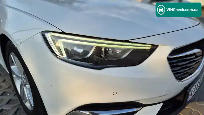 Opel Insignia 2017, фото з оголошення 2 з 21, VIN W0VZM8EG7J1026760