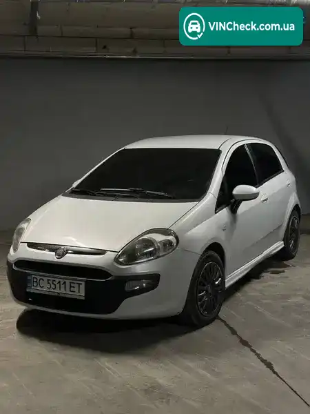 Fiat Punto 2011, фото з оголошення 2 з 13, VIN ZFA19900000747273