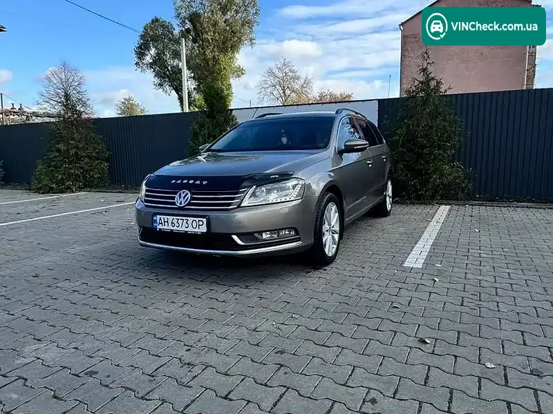 Volkswagen Passat 2011, фото з оголошення 2 з 10, VIN WVWZZZ3CZCE029924
