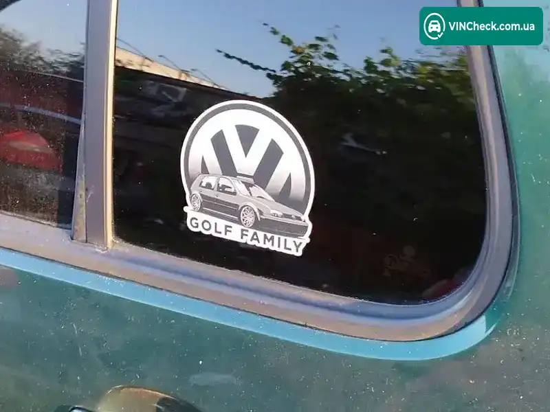 Volkswagen Golf 1998, фото з оголошення 1 з 6, VIN WVWZZZ1JZWW149471