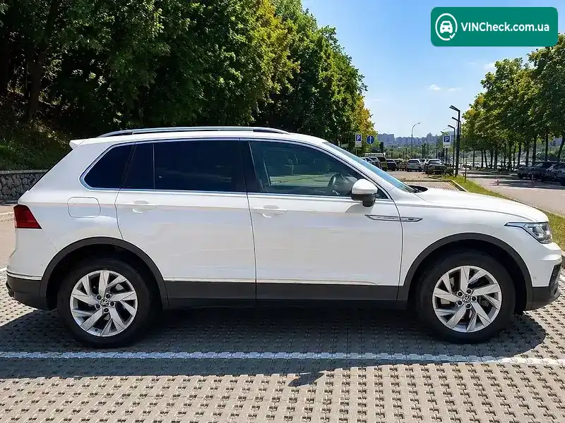 Volkswagen Tiguan 2023, фото з оголошення 2 з 19, VIN WVGZZZ5N5PW046058