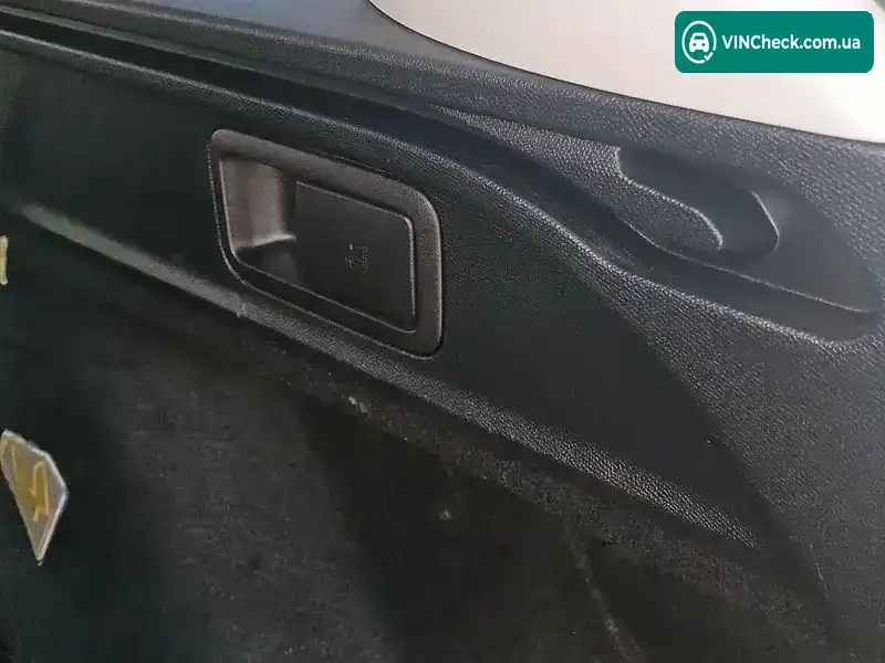 Peugeot 308 2018, фото з оголошення 2 з 20, VIN VF3LCBHZWJS115500