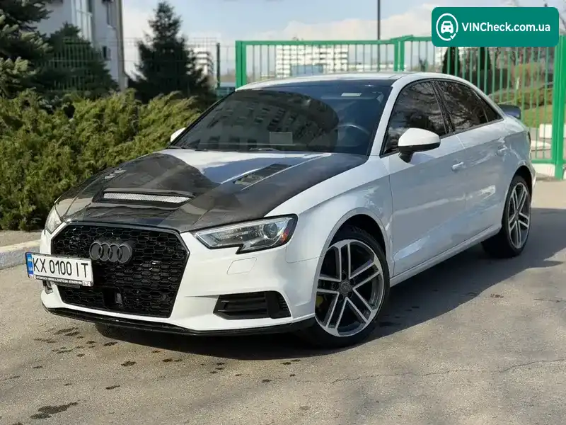 Audi A3 2018, фото з оголошення 1 з 21, VIN WAUB8GFF4J1086220