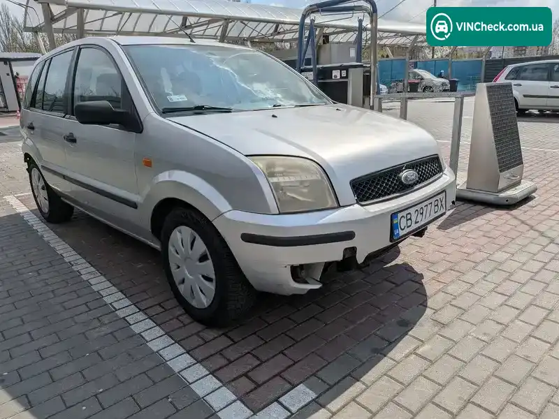 Ford Fusion 2004, фото з оголошення 2 з 9, VIN WF0UXXGAJU4B74698