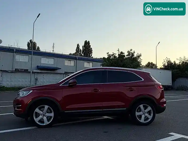 Lincoln MKC 2018, фото з оголошення 2 з 15, VIN 5LMCJ1D90JUL29972