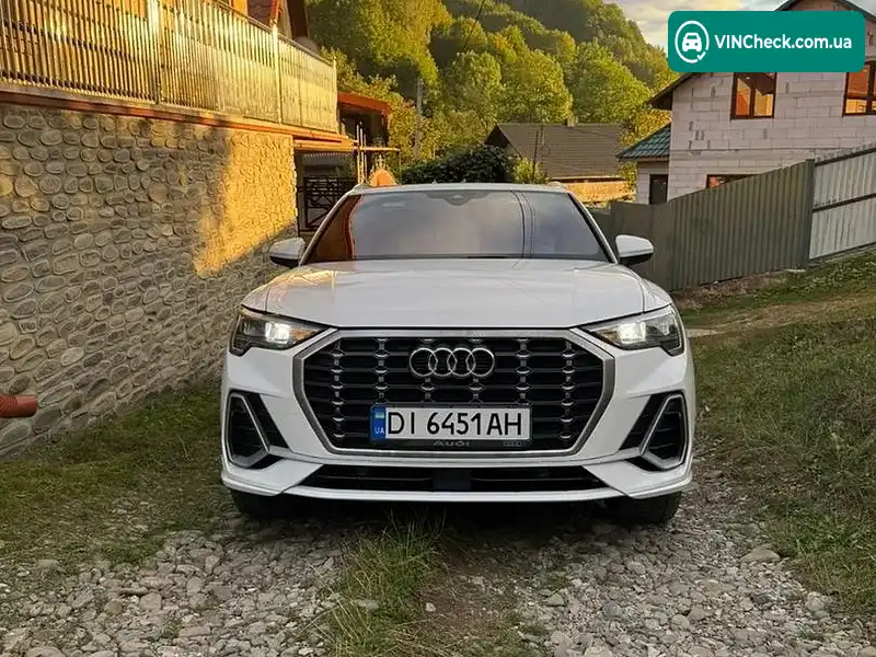Audi Q3 2019, фото з оголошення 2 з 7, VIN WA1AECF31K1086807