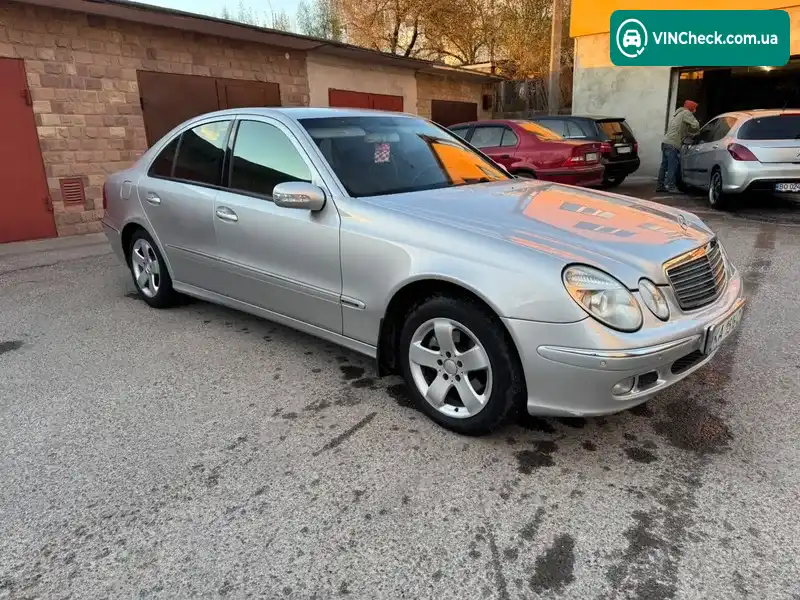 Mercedes-Benz E-Class 2003, фото з оголошення 2 з 10, VIN Y6D2110613A261234
