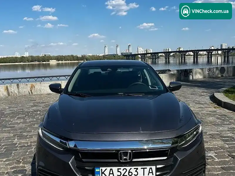 Honda Insight 2018, фото з оголошення 2 з 14, VIN 19XZE4F16KE013636