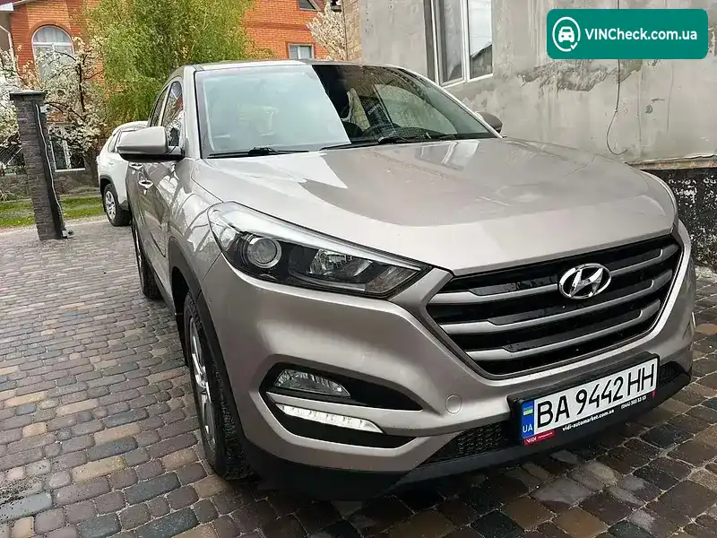 Hyundai Tucson 2016, фото з оголошення 2 з 21, VIN TMAJ381ADGJ176256