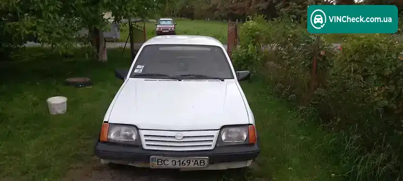 Opel Ascona 1988, фото з оголошення 2 з 6, VIN W0L000084J6033699