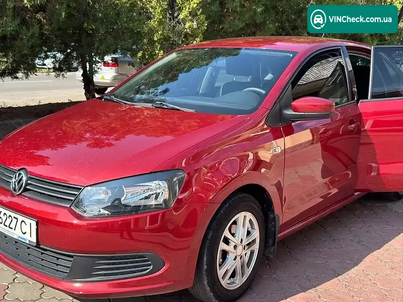 Volkswagen Polo 2013, фото з оголошення 2 з 20, VIN XW8ZZZ61ZDG047032