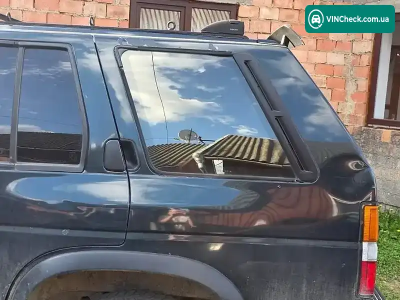 Nissan Pathfinder 1995, фото з оголошення 2 з 16, VIN JN8HD17Y9SW033947