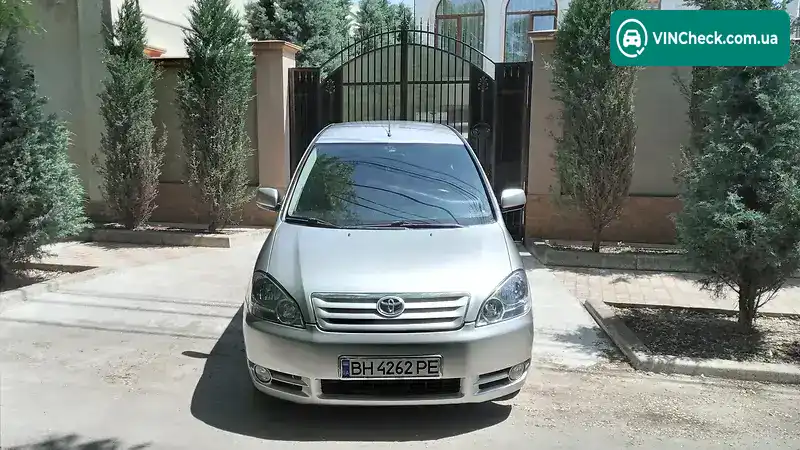 Toyota Avensis Verso 2003, фото з оголошення 2 з 20, VIN JTEGG22B805008852
