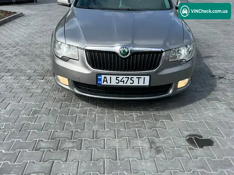 Skoda Superb 2009, фото з оголошення 1 з 19, VIN TMBAB43T3AB300066