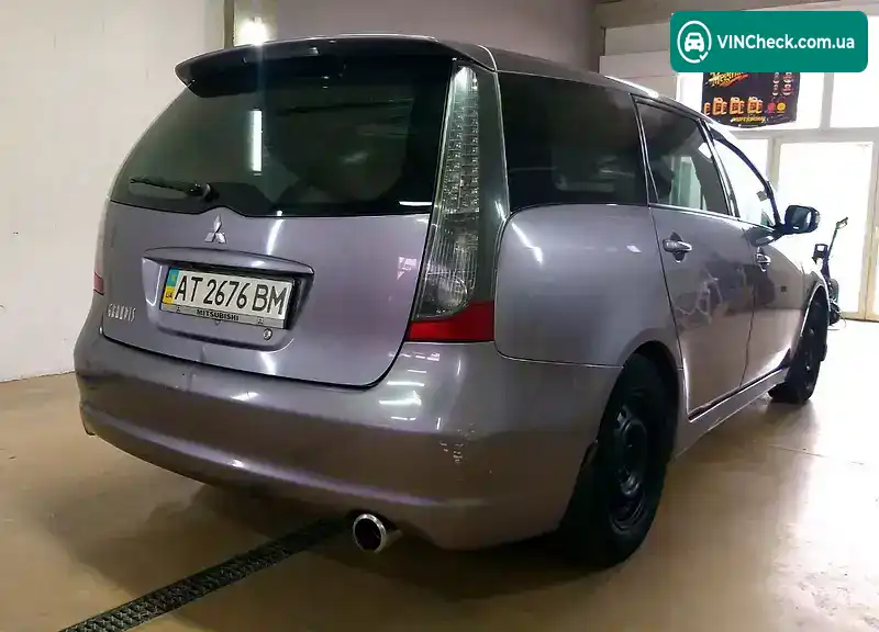 Mitsubishi Grandis 2007, фото з оголошення 2 з 14, VIN JMBLNNA4W7Z000107
