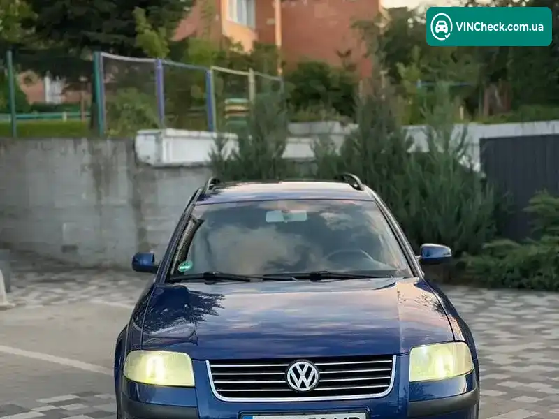 Volkswagen Passat 2001, фото з оголошення 2 з 12, VIN WVWZZZ3BZ1E114491