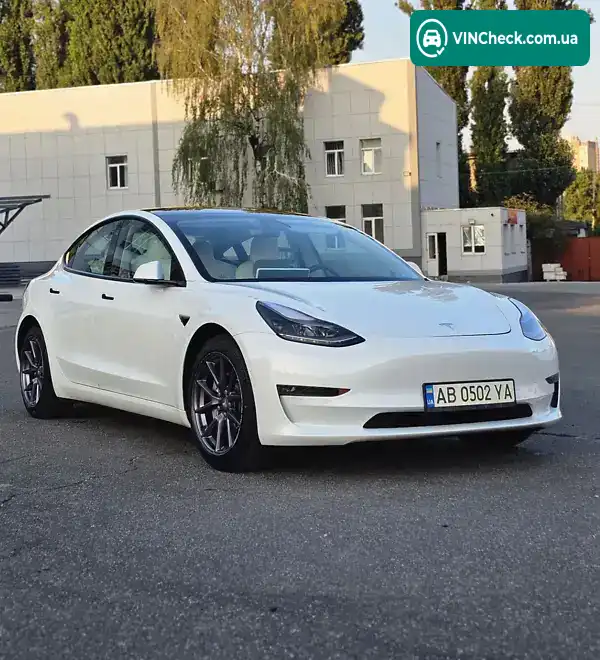 Tesla Model 3 2021, фото з оголошення 1 з 16, VIN 5YJ3E1EB8MF034239