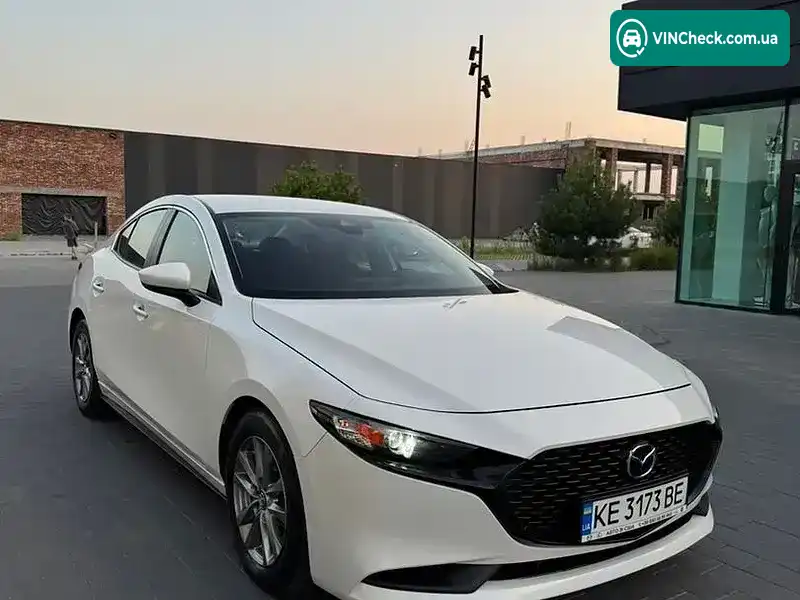 Mazda 3 2020, фото з оголошення 2 з 17, VIN JM1BPACL9L1176172