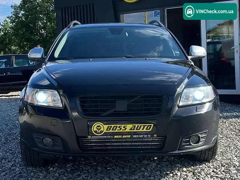 Volvo V50 2010, фото з оголошення 2 з 20, VIN YV1MW76E2A2559120