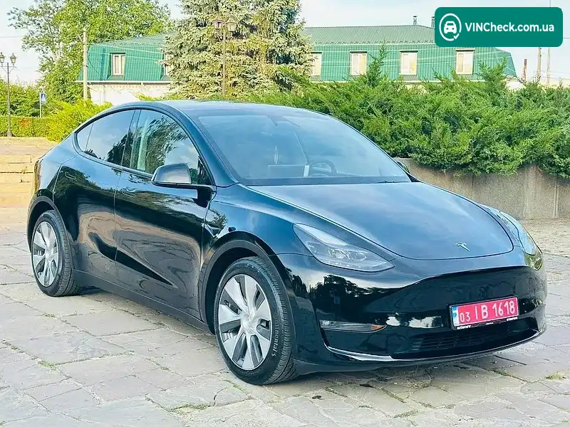 Tesla Model Y 2023, фото з оголошення 2 з 20, VIN 7SAYGAEE8PF920384