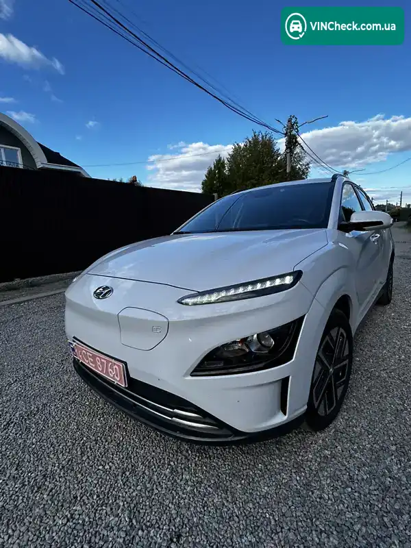 Hyundai Kona Electric 2021, фото з оголошення 1 з 20, VIN TMAK281GFMJ034334