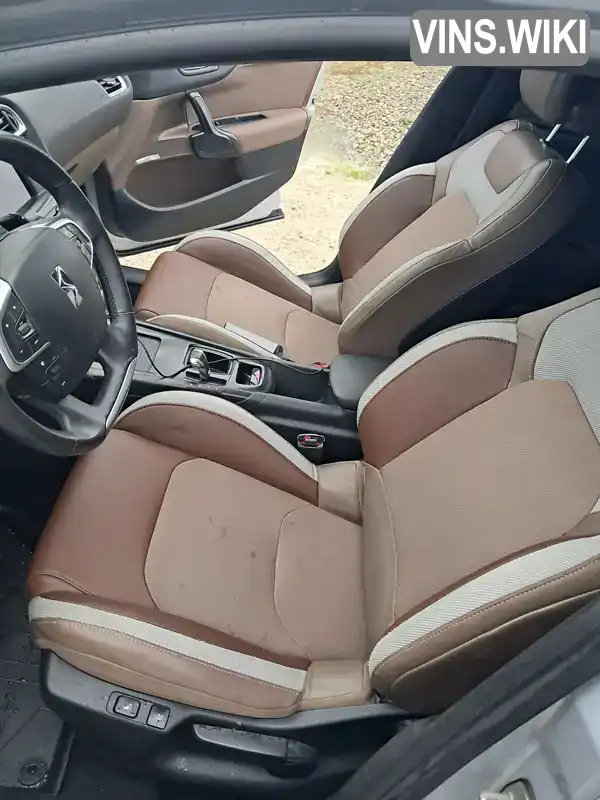 Citroen DS4 2011, фото з оголошення 2 з 18, VIN VF7NX9HR8BY554798