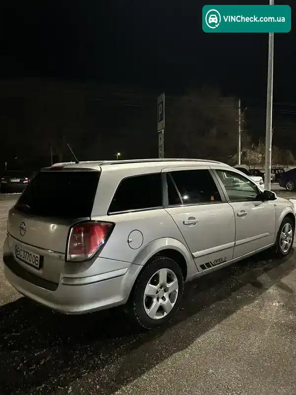 Opel Astra 2004, фото з оголошення 2 з 10, VIN W0L0AHL3552050754