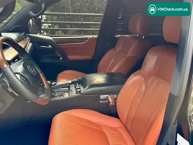 Lexus LX 2016, фото з оголошення 2 з 17, VIN JTJCV00W804003057