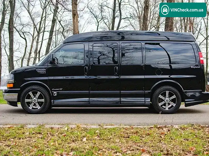 Chevrolet Express 2012, фото з оголошення 2 з 20, VIN 1GBSH9C47C1115329