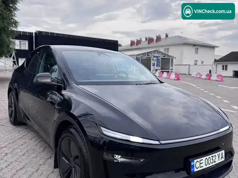 Tesla Model Y 2025, фото з оголошення 2 з 15, VIN XP7YGCEK9SB629205