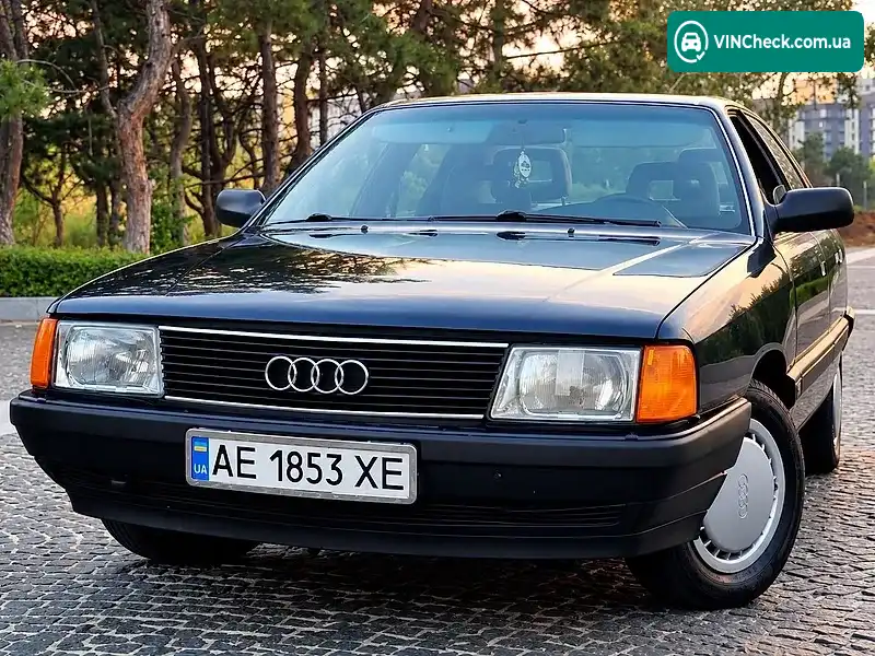 Audi 100 1988, фото з оголошення 1 з 17, VIN WAUZZZ44ZJN205700